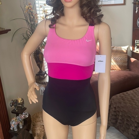 Brand New Nike Black & Pink Racerback One-Piece Sport Colorblock Swimsuit - Picture 2 of 14